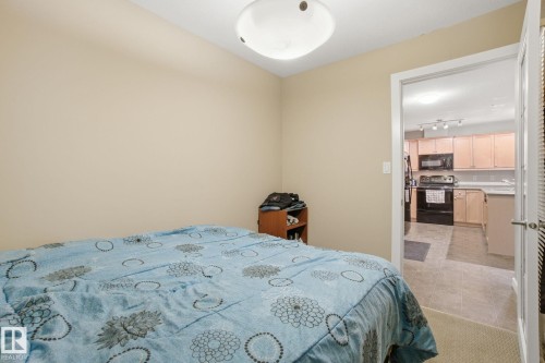 208 278 Suder Greens Drive Nw, Edmonton, AB - Indoor Photo Showing Bedroom