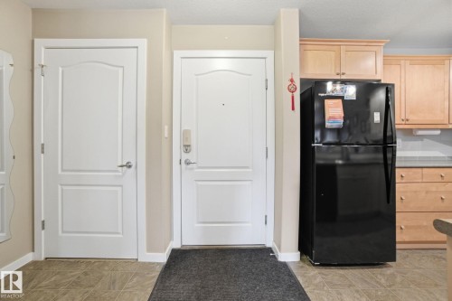 208 278 Suder Greens Drive Nw, Edmonton, AB - Indoor Photo Showing Other Room