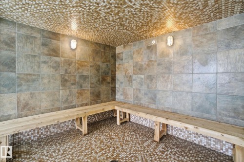 208 278 Suder Greens Drive Nw, Edmonton, AB - Indoor Photo Showing Bathroom