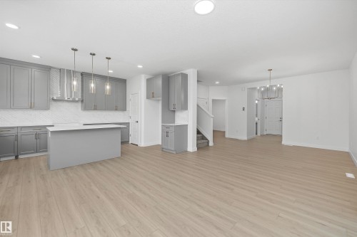 8728 183 Avenue, Edmonton, AB - Indoor Photo Showing Kitchen With Upgraded Kitchen