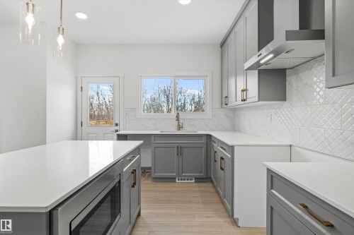8728 183 Avenue, Edmonton, AB - Indoor Photo Showing Kitchen