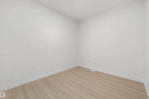 8728 183 Avenue, Edmonton, AB - Indoor Photo Showing Other Room