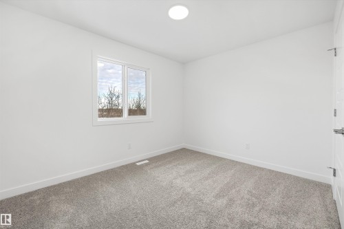 8728 183 Avenue, Edmonton, AB - Indoor Photo Showing Other Room