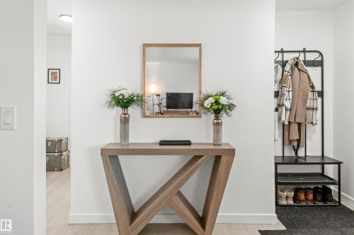 3429 120 Avenue, Edmonton, AB - Indoor Photo Showing Other Room