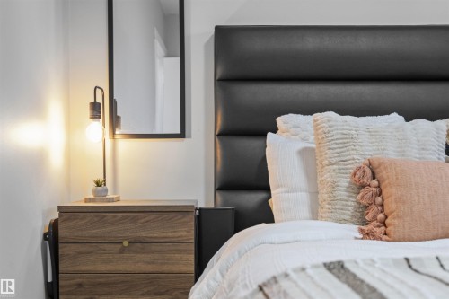 3429 120 Avenue, Edmonton, AB - Indoor Photo Showing Bedroom