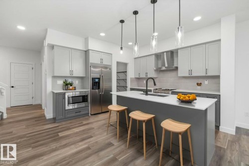 8724 183 Avenue, Edmonton, AB - Indoor Photo Showing Kitchen With Upgraded Kitchen