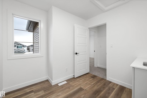 8724 183 Avenue, Edmonton, AB - Indoor Photo Showing Other Room
