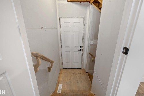8724 183 Avenue, Edmonton, AB - Indoor Photo Showing Other Room