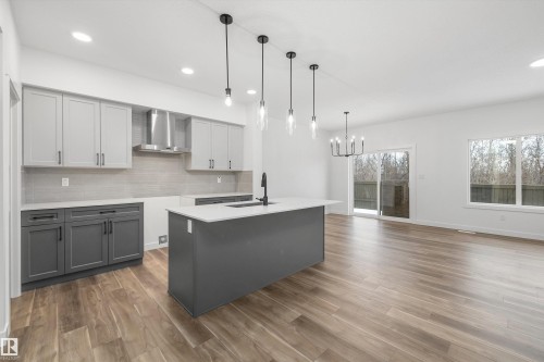8724 183 Avenue, Edmonton, AB - Indoor Photo Showing Kitchen With Upgraded Kitchen