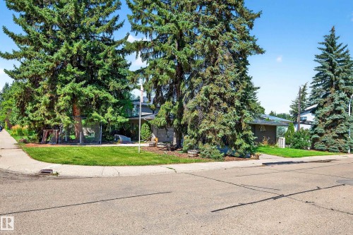 8804 138 Street, Edmonton, AB - Outdoor