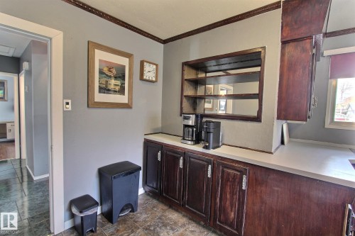 4422 116 Avenue, Edmonton, AB - Indoor Photo Showing Other Room