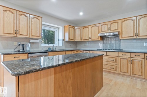 3676 30 Street, Edmonton, AB - Indoor Photo Showing Kitchen