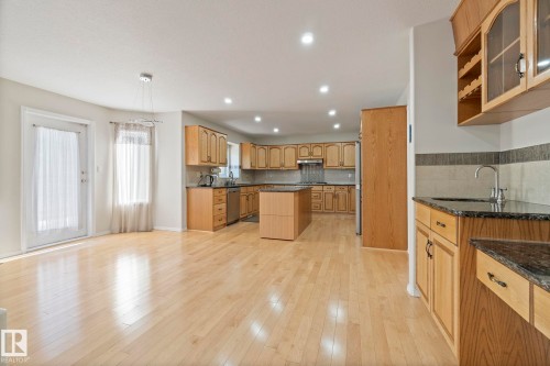 3676 30 Street, Edmonton, AB - Indoor Photo Showing Kitchen