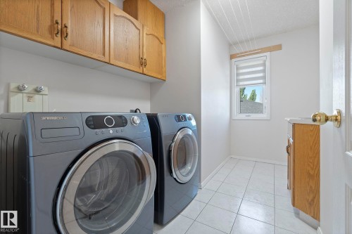 3676 30 Street, Edmonton, AB - Indoor Photo Showing Laundry Room