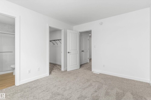 1016 14 Avenue, Edmonton, AB - Indoor