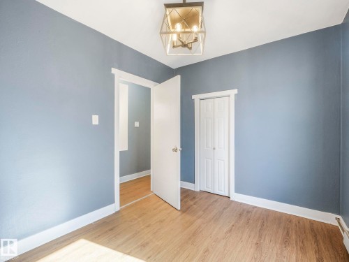 9638 106 Avenue, Edmonton, AB - Indoor Photo Showing Other Room