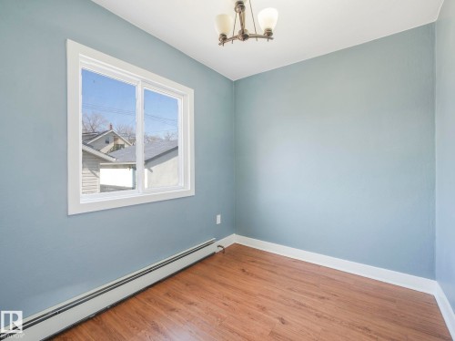 9638 106 Avenue, Edmonton, AB - Indoor Photo Showing Other Room