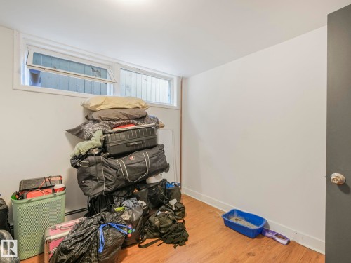 9638 106 Avenue, Edmonton, AB - Indoor