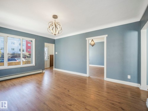 9638 106 Avenue, Edmonton, AB - Indoor