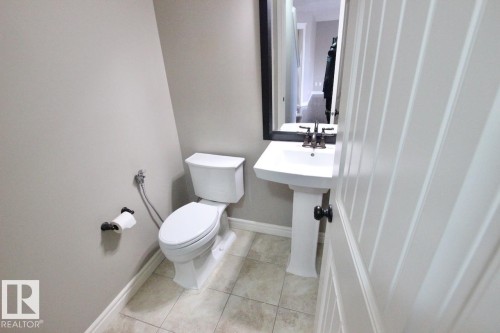 1416 56 Street, Edmonton, AB - Indoor Photo Showing Bathroom