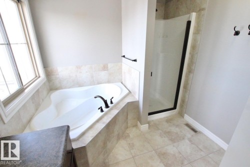1416 56 Street, Edmonton, AB - Indoor Photo Showing Bathroom