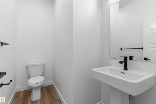 1192 South Creek Wynd, Stony Plain, AB - Indoor Photo Showing Bathroom