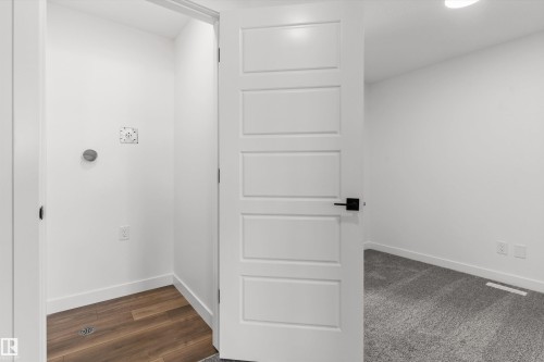 1192 South Creek Wynd, Stony Plain, AB - Indoor Photo Showing Other Room