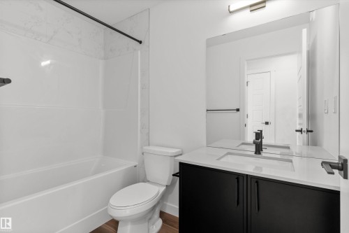 1192 South Creek Wynd, Stony Plain, AB - Indoor Photo Showing Bathroom