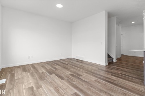 1192 South Creek Wynd, Stony Plain, AB - Indoor Photo Showing Other Room