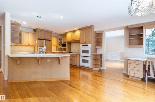 59 Quesnell Crescent, Edmonton, AB - Indoor Photo Showing Kitchen