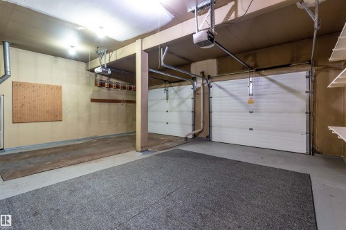 59 Quesnell Crescent, Edmonton, AB - Indoor Photo Showing Garage