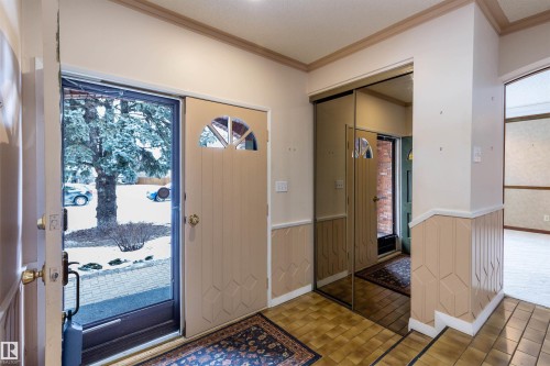 59 Quesnell Crescent, Edmonton, AB - Indoor Photo Showing Other Room