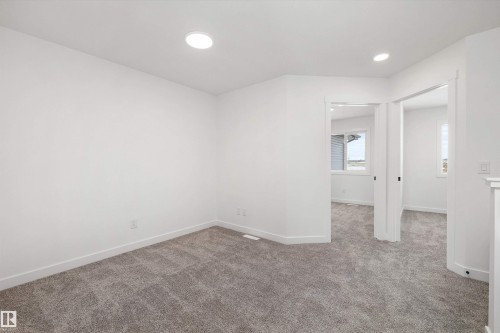 606 176 Avenue, Edmonton, AB - Indoor Photo Showing Other Room