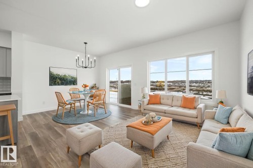 606 176 Avenue, Edmonton, AB - Indoor Photo Showing Living Room