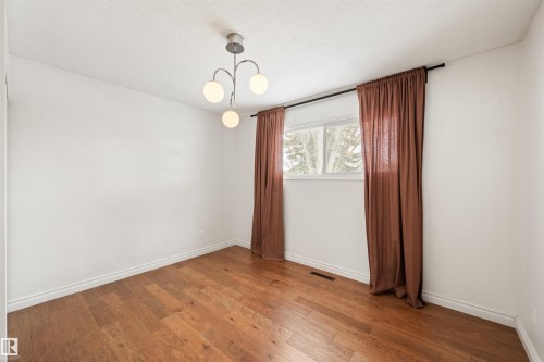 11052 151 Street, Edmonton, AB - Indoor Photo Showing Other Room