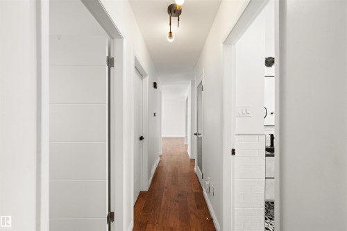 11052 151 Street, Edmonton, AB - Indoor Photo Showing Other Room