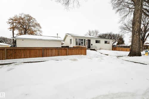 11052 151 Street  Edmonton, AB T5P 1W3
