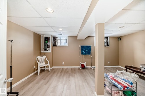 10328 156 Street, Edmonton, AB - Indoor