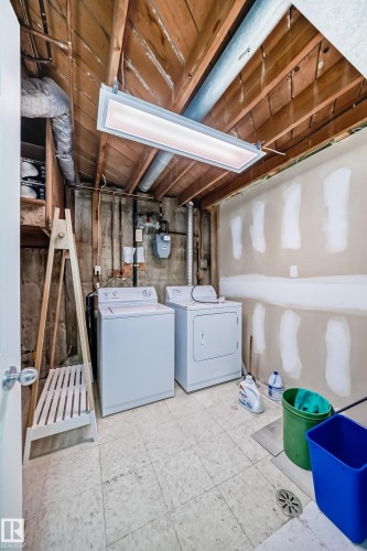 10328 156 Street, Edmonton, AB - Indoor Photo Showing Laundry Room