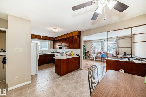 10328 156 Street, Edmonton, AB - Indoor