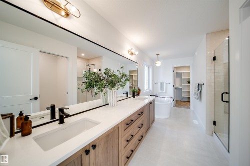 84 Chelles Wynd, St. Albert, AB - Indoor