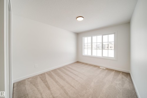 84 Chelles Wynd, St. Albert, AB - Indoor Photo Showing Other Room