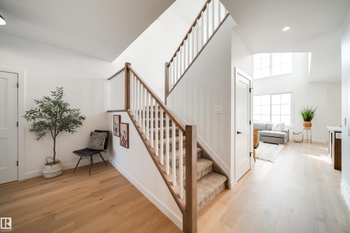 84 Chelles Wynd, St. Albert, AB - Indoor Photo Showing Other Room