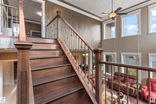 1254 Adamson Drive, Edmonton, AB - Indoor Photo Showing Other Room