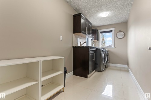 1254 Adamson Drive, Edmonton, AB - Indoor Photo Showing Laundry Room