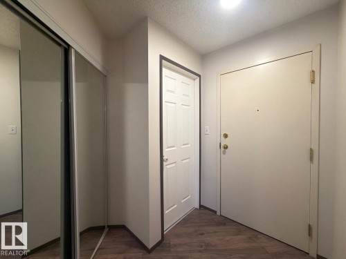 213 11620 9A Avenue Nw, Edmonton, AB - Indoor Photo Showing Other Room
