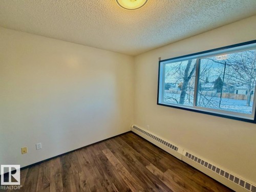 213 11620 9A Avenue Nw, Edmonton, AB - Indoor Photo Showing Other Room