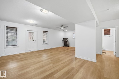 1324 70 Street, Edmonton, AB - Indoor Photo Showing Other Room