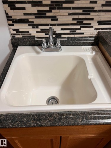 1324 70 Street, Edmonton, AB - Indoor Photo Showing Bathroom