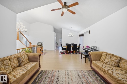1324 70 Street, Edmonton, AB - Indoor Photo Showing Living Room